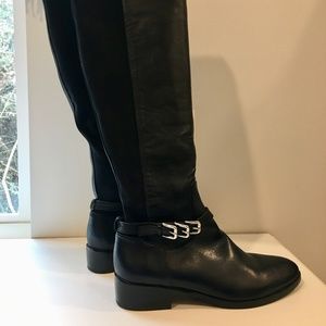 Donald J. Pliner Tall Black Flat heeled Boot 8.5m